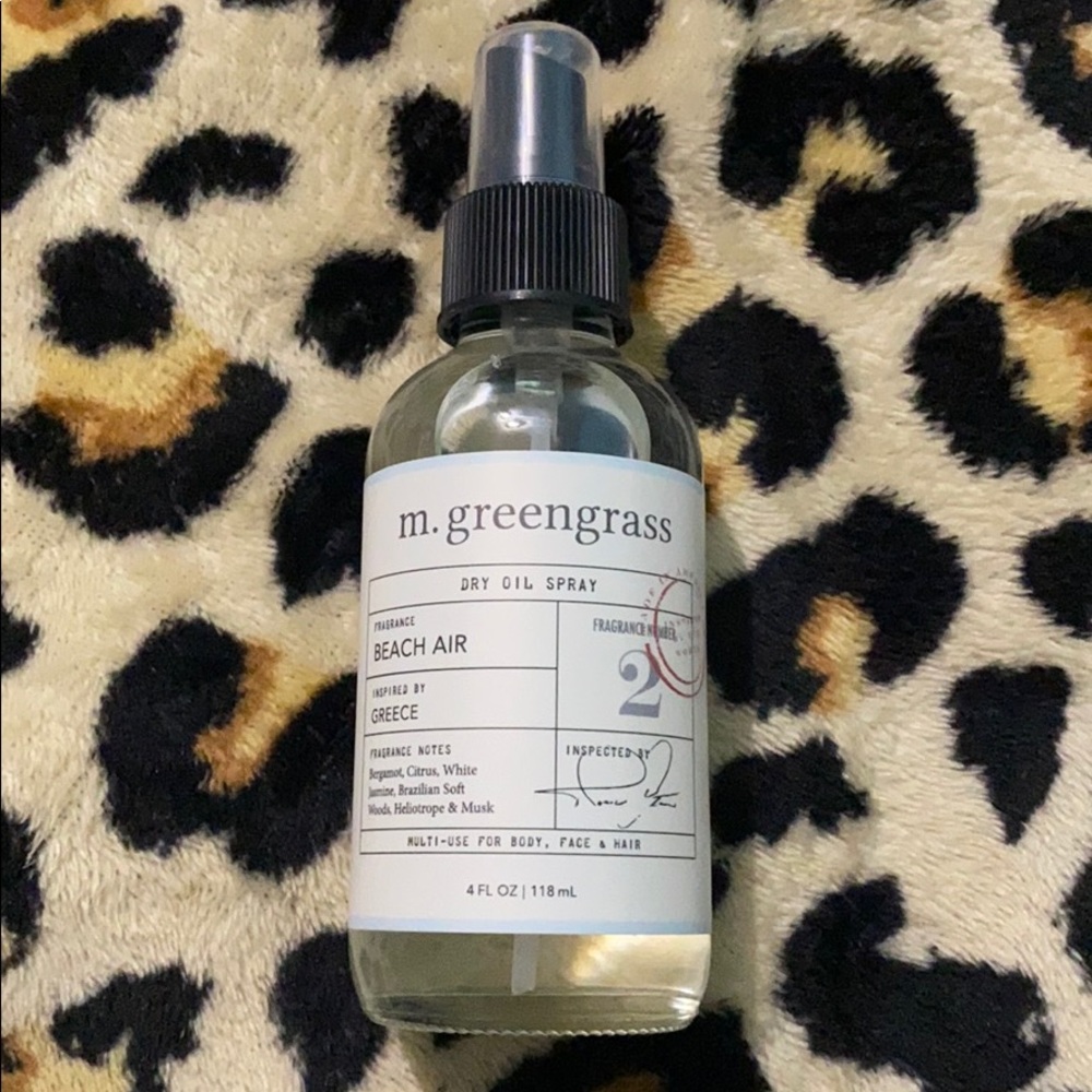 M. Greengrass Dry Oil Spray